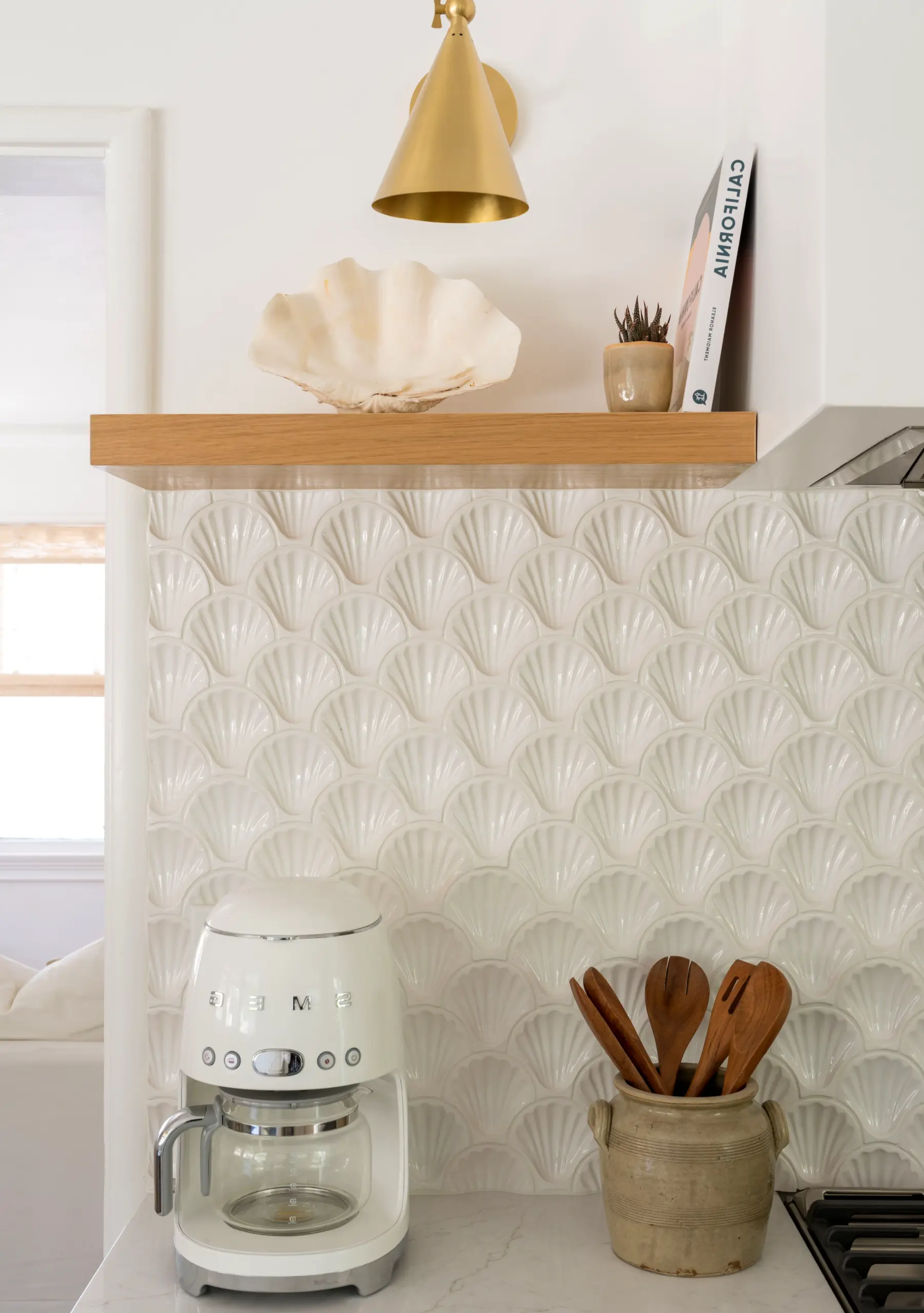 Earthy vase display gives the composition more texture, so the whole view feels settled and welcoming.