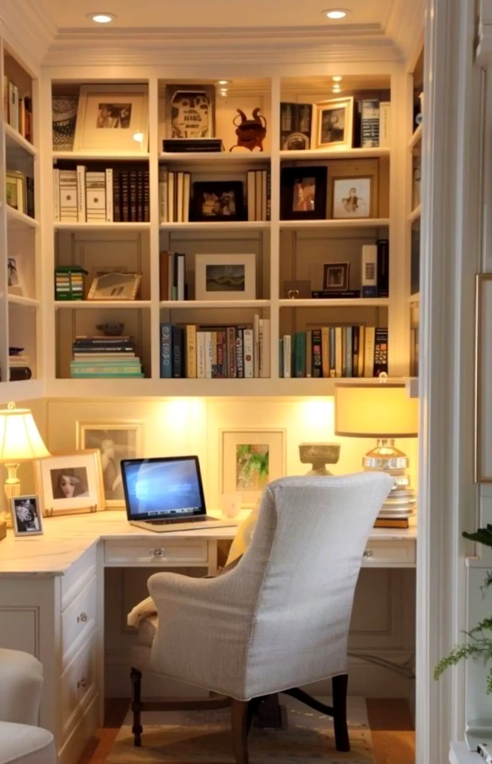 Fresh lamp detail brings a useful note of texture, making the corner feel fresh and intentional.