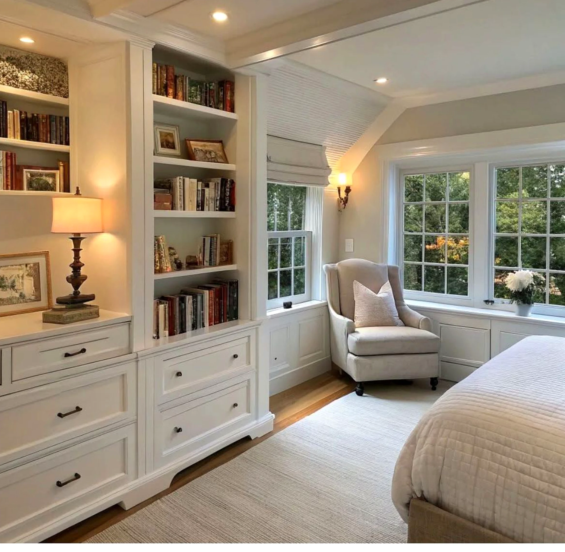 Balanced sunlit room introduces clarity into the view, keeping the atmosphere ready for quiet use.